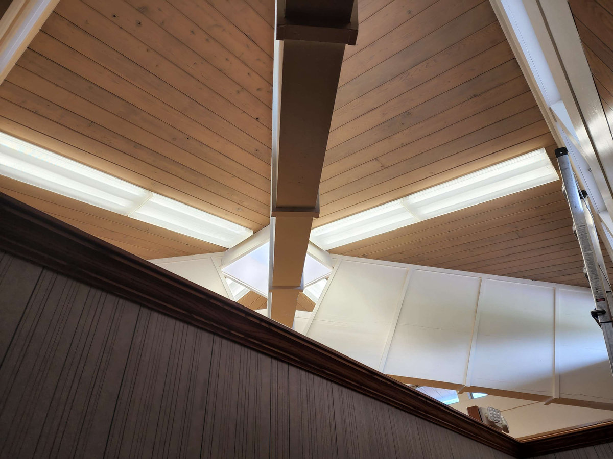 Vaulted Ceiling Accent Lighting by IFX Electric serving Vernon Hills, Illinois
